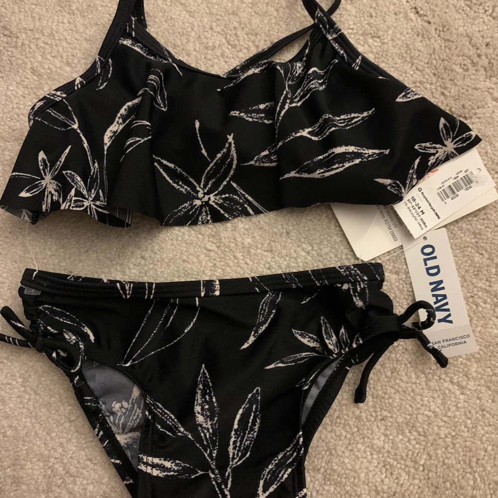 Old navy 2piece swim suit